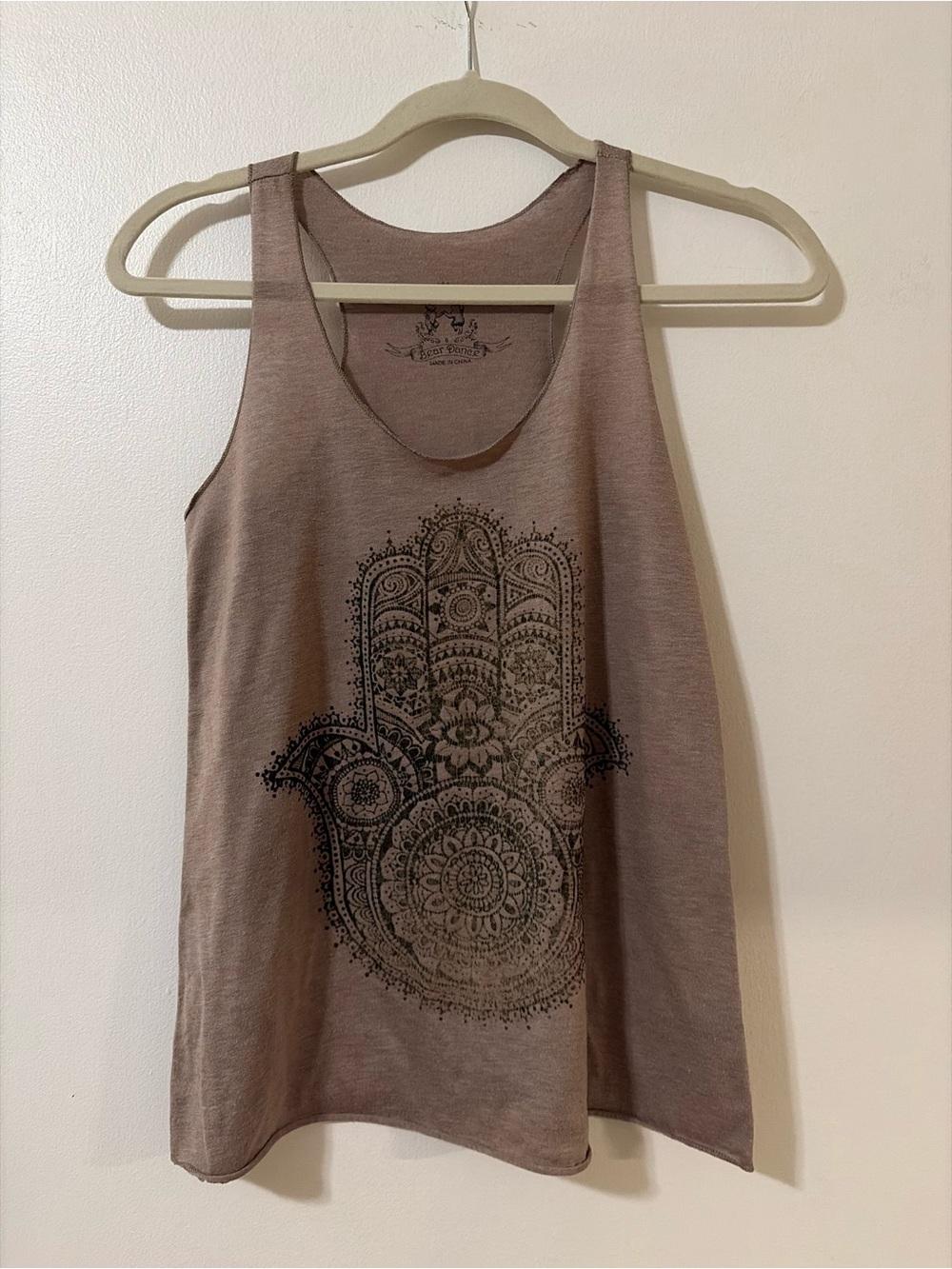 Bear Dance Taupe Tank Top with Black Hamsa Print size S